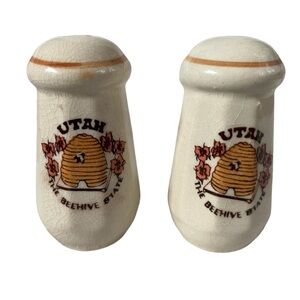 Vintage “Utah The Beehive State ” Salt & Pepper Shaker Set Souvenir